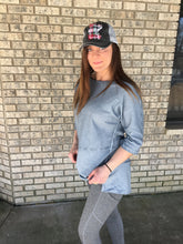 Load image into Gallery viewer, Faded blue washed sweat shirt