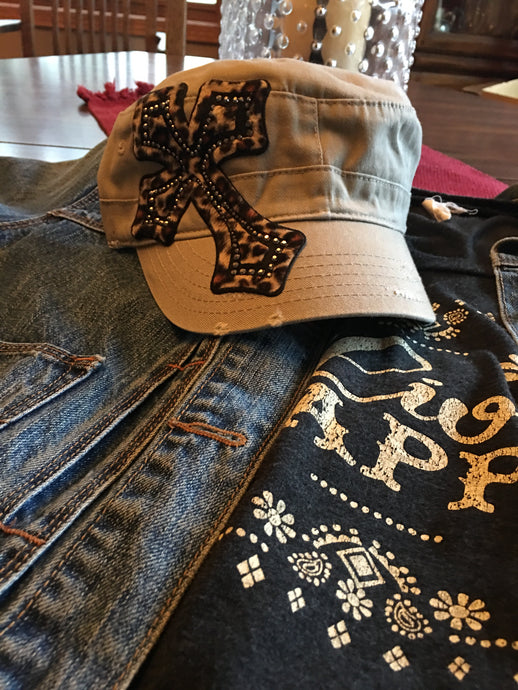 Khaki hat with leopard cross